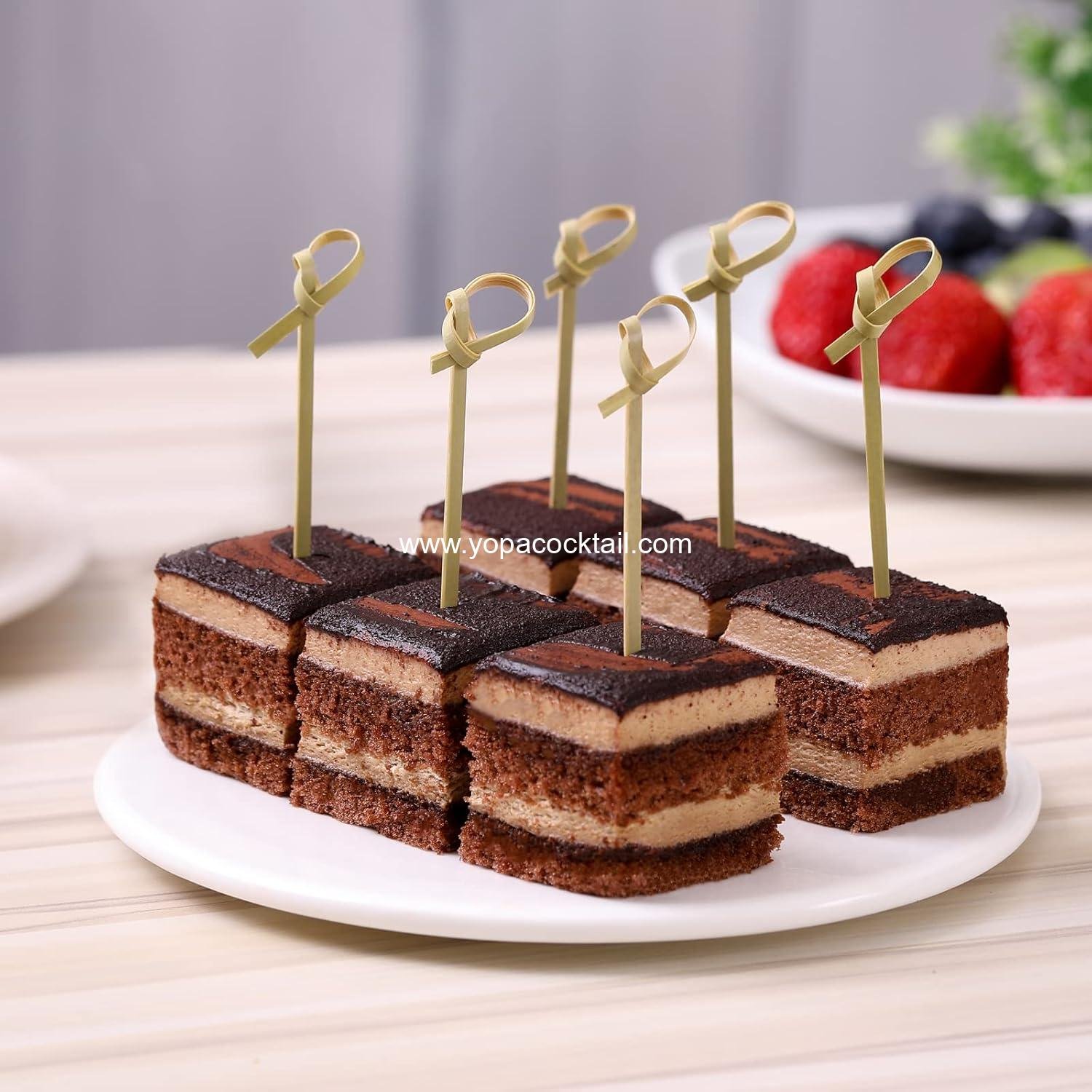 Wholesale 200 PCS 4.7 Inch Bamboo Cocktail Picks for Appetizers, Mini Food Sticks, Fancy Toothpicks for Drinks, Fruit, Charcuterie, Cocktail Garnish Accessories, Party Supplies Supplier