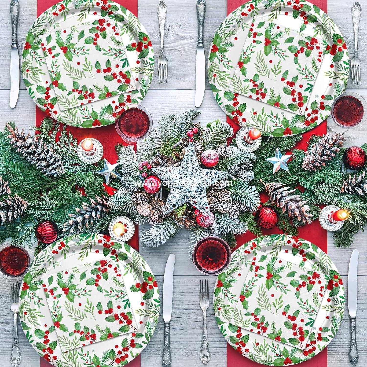 Wholesale Christmas Holly Paper Beverage Napkins, Cocktail Napkins for Holiday Party Decorations - Supplier