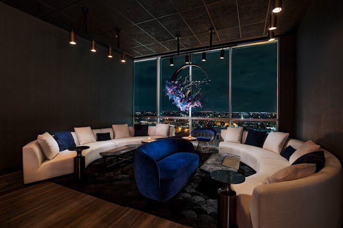 The Moon's Daughters Review: San Antonio’s Enchanting Cocktail Bar Worth the Hype