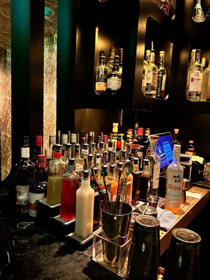 Andra Hem Review: Philadelphia Cocktail Bar with Heart