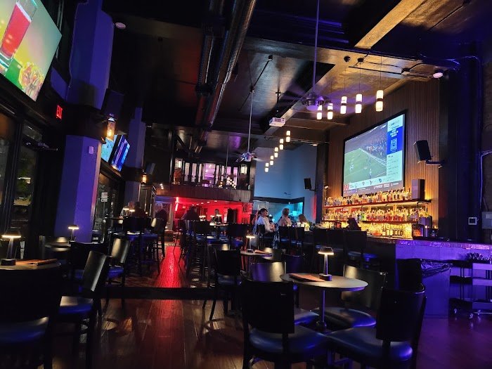 The Rose of San Antonio Review: A Cocktail Bar to Savor