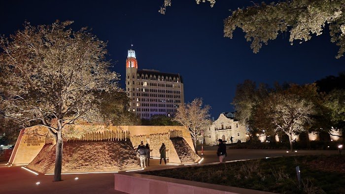 The Rose of San Antonio Review: A Cocktail Bar to Savor