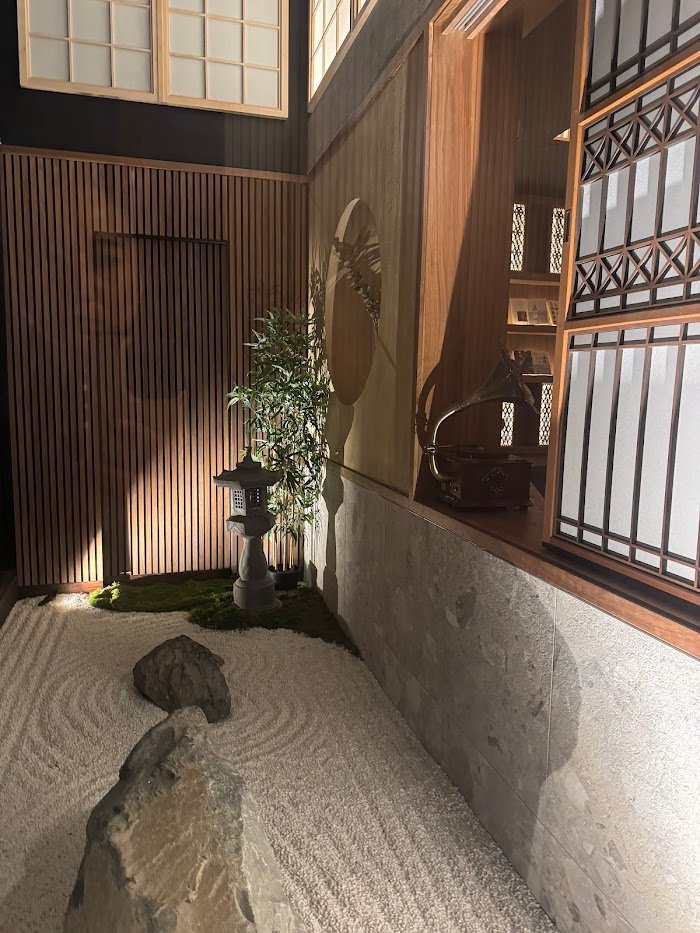 Kamon Craft Cocktail Bar Review: San Diego’s Hidden Gem for Creative, Handcrafted Cocktails