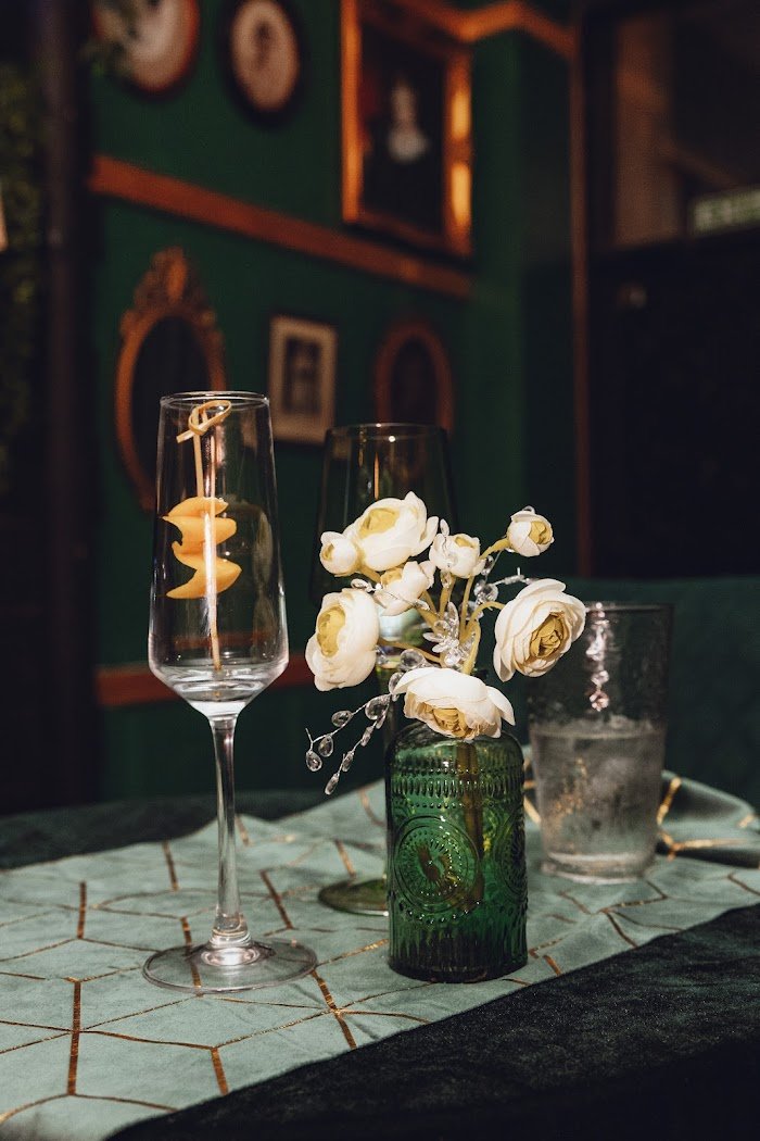 Emerald Vine Room Review: Jacksonville’s Hidden Cocktail Gem Emerald Vine Room Review: Jacksonville’s Hidden Cocktail Gem