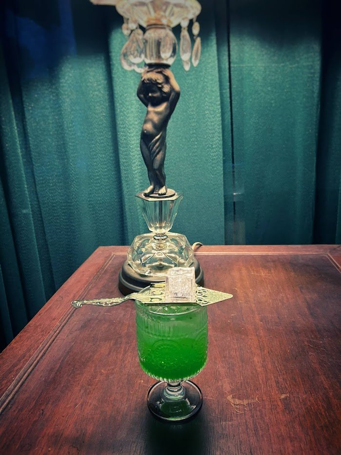 Emerald Vine Room Review: Jacksonville’s Hidden Cocktail Gem Emerald Vine Room Review: Jacksonville’s Hidden Cocktail Gem