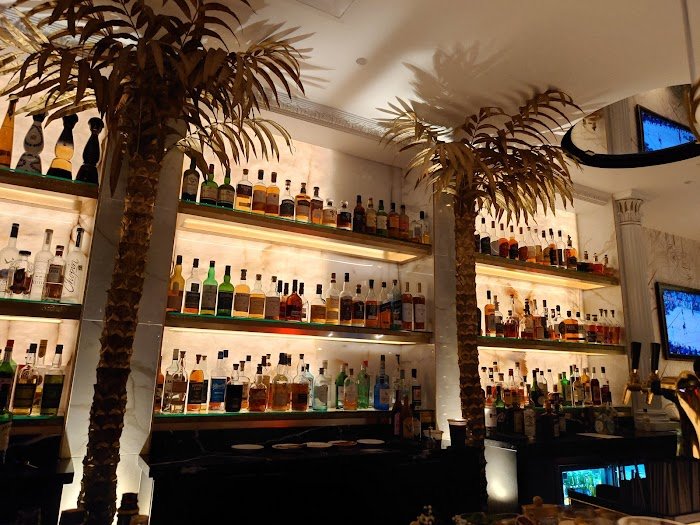 Plume Cocktail Bar Review: A Houston Gem for Craft Cocktails & Quiet Nights