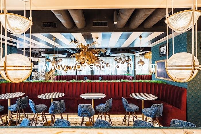 Plume Cocktail Bar Review: A Houston Gem for Craft Cocktails & Quiet Nights