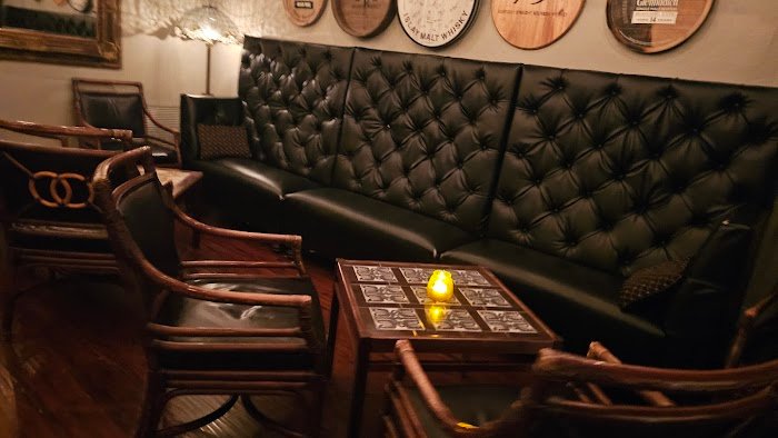 Houston Watch Company Review: A Cocktail Bar Worth Your Time