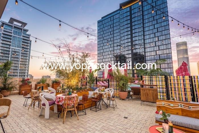 Broken Shaker at Freehand Los Angeles — Cocktail Bar Review