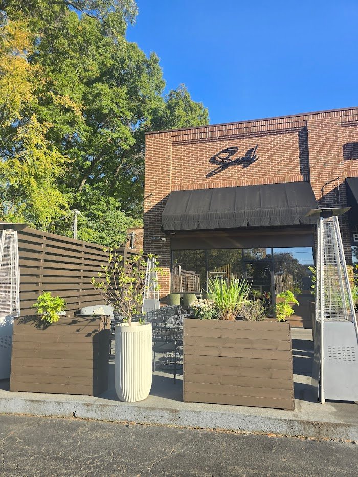 Sneak Clt Review: Charlotte’s Hidden Cocktail Gem Sneak Clt Review: Charlotte’s Hidden Cocktail Gem