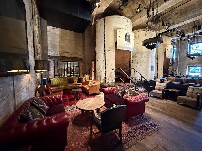 Sternewirth Review: San Antonio’s Best-Kept Cocktail Bar Gem