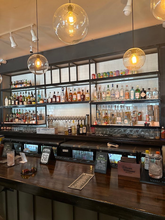 Botanic Beer Garden Review: Inside Houston’s Lush Cocktail Oasis