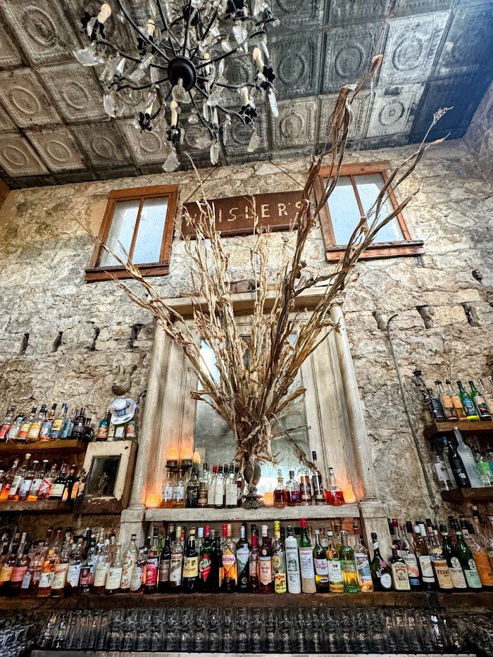 Whisler’s Review: Inside Austin’s Must-Visit Cocktail Bar for Craft Drinks & Vibes