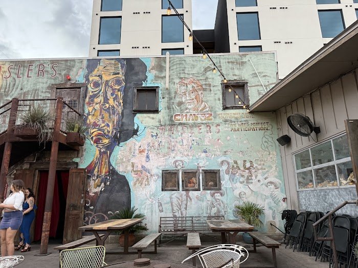 Whisler’s Review: Inside Austin’s Must-Visit Cocktail Bar for Craft Drinks & Vibes