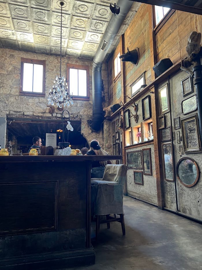 Whisler’s Review: Inside Austin’s Must-Visit Cocktail Bar for Craft Drinks & Vibes