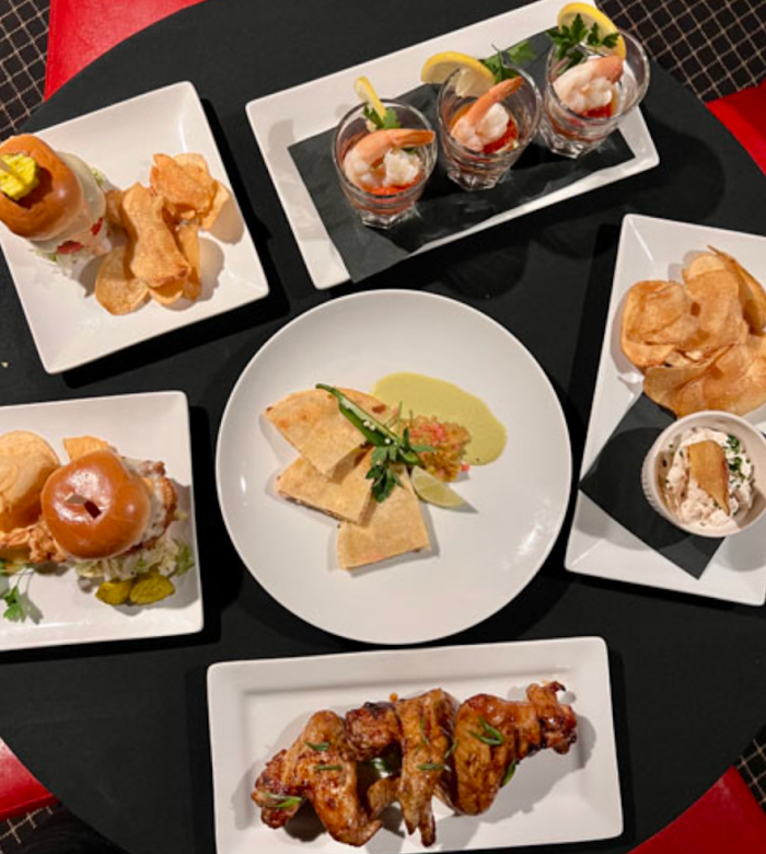 Devil's Back Porch Dallas Review: Cozy Cocktails & Charm Devil's Back Porch Dallas Review: Cozy Cocktails & Charm