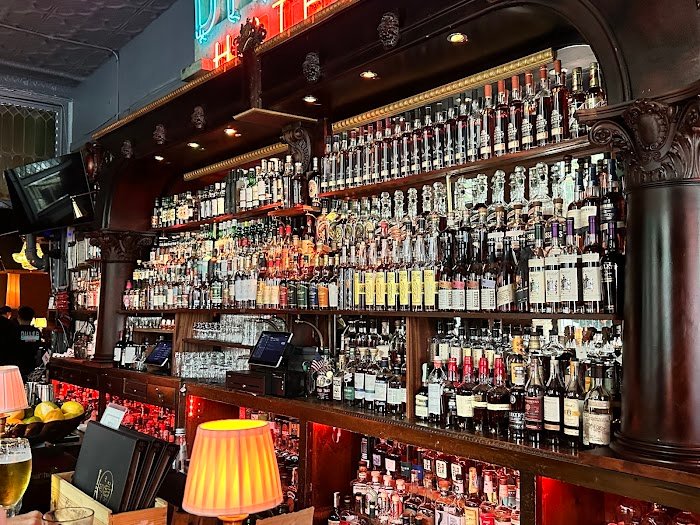 Diller Room Review: Seattle Cocktail Bar That Delivers