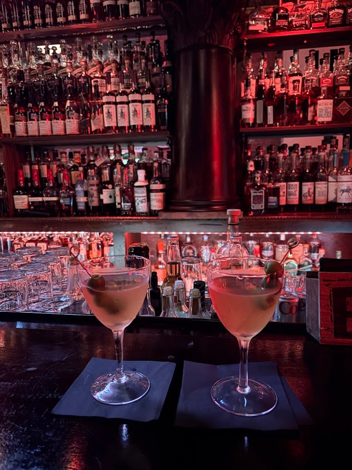 Diller Room Review: Seattle Cocktail Bar That Delivers