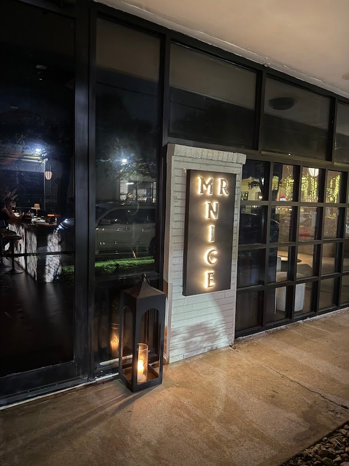 Mr. Nice Houston Cocktail Bar Review — A Must-Visit