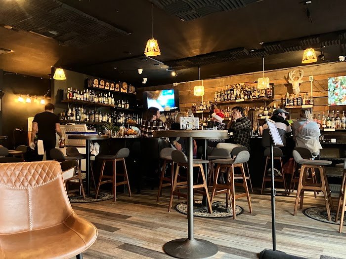 Review: Alibi Bourbon & Cocktail Lounge — Columbus’ Hidden Cocktail Gem