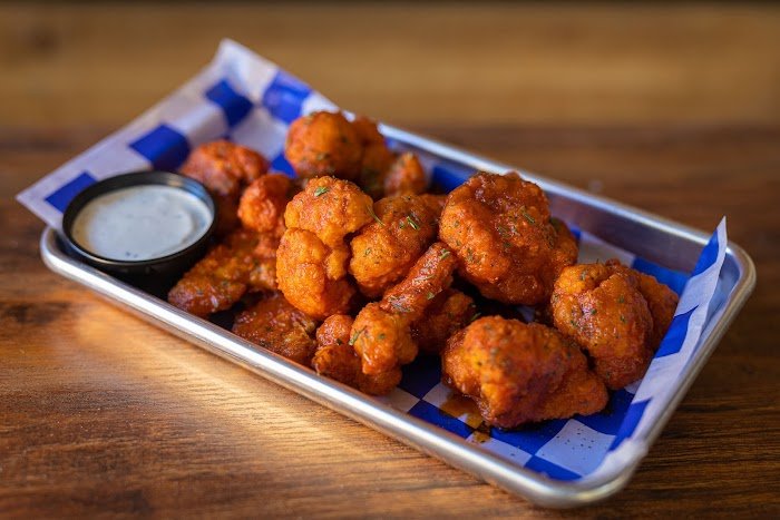 Elsewhere Garden Bar & Kitchen Review: San Antonio’s Lush Cocktail Hideaway Worth Discovering