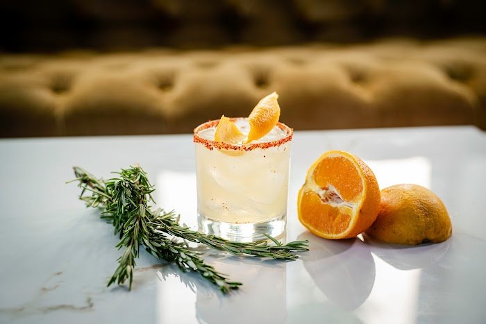 Reset Houston Cocktail Bar Review: Spirited Cocktails & Cozy Vibes