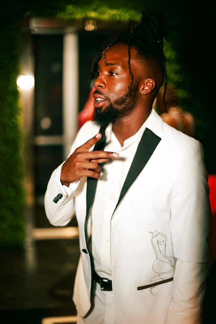 Reset Houston Cocktail Bar Review: Spirited Cocktails & Cozy Vibes