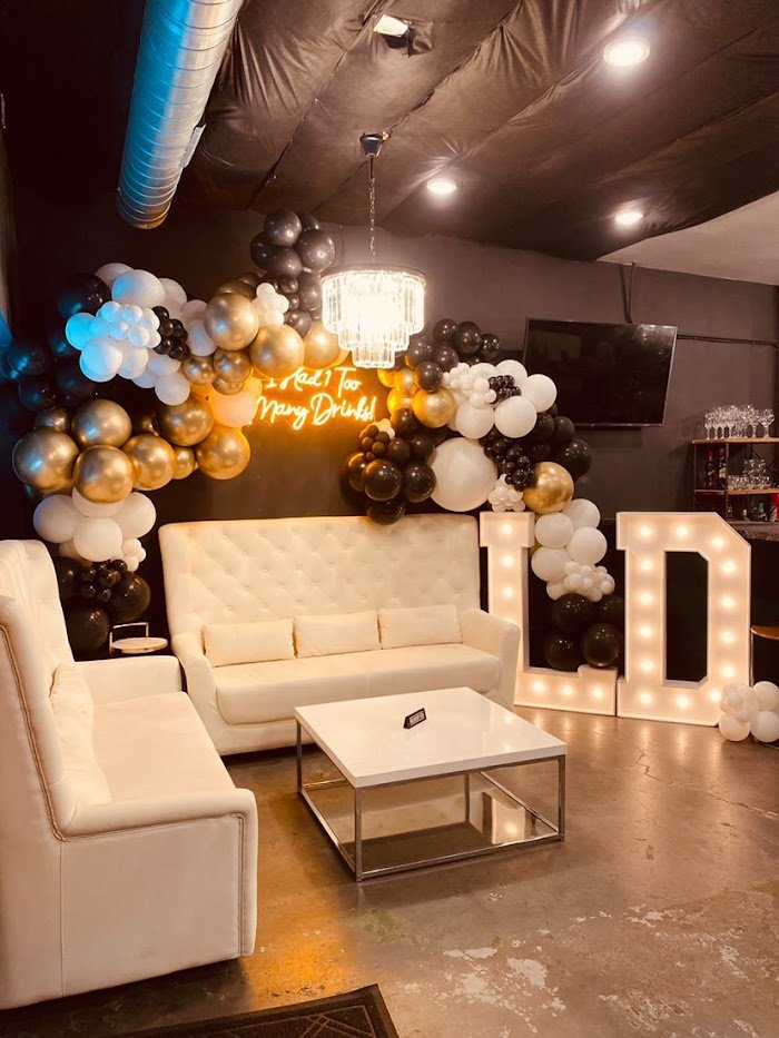 Boom Boom Room Review: Phoenix's Dazzling Cocktail Den Boom Boom Room Review: Phoenix's Dazzling Cocktail Den