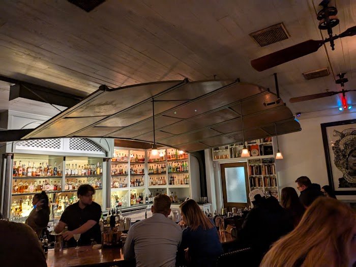 Julep Houston Cocktail Bar Review: Bold Cocktails & Cozy Vibe