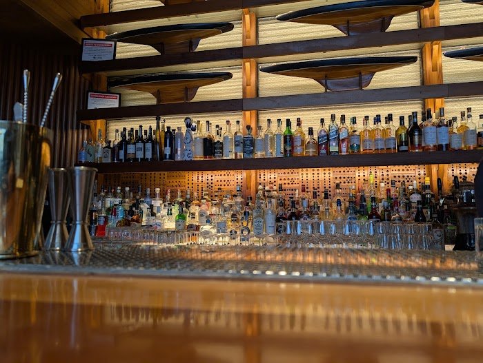 Cindy's Rooftop Review: Chicago's Sky-High Cocktail Oasis