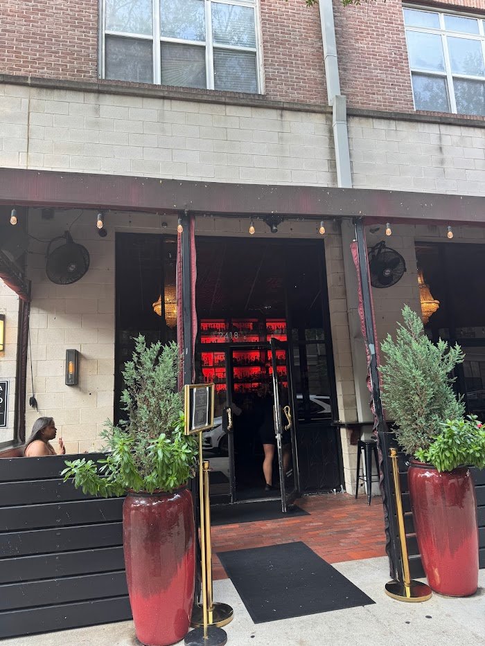 Parliament Dallas Cocktail Review: Craft Cocktails & Charm