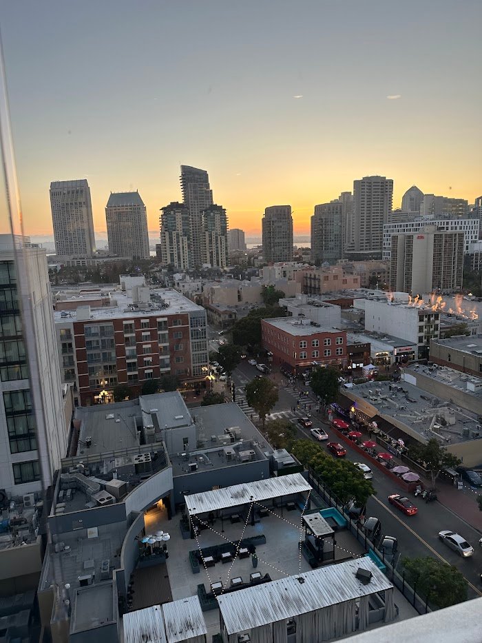 Nolen Rooftop Review: San Diego Cocktail Bar with Skyline Views Nolen Rooftop Review: San Diego Cocktail Bar with Skyline Views