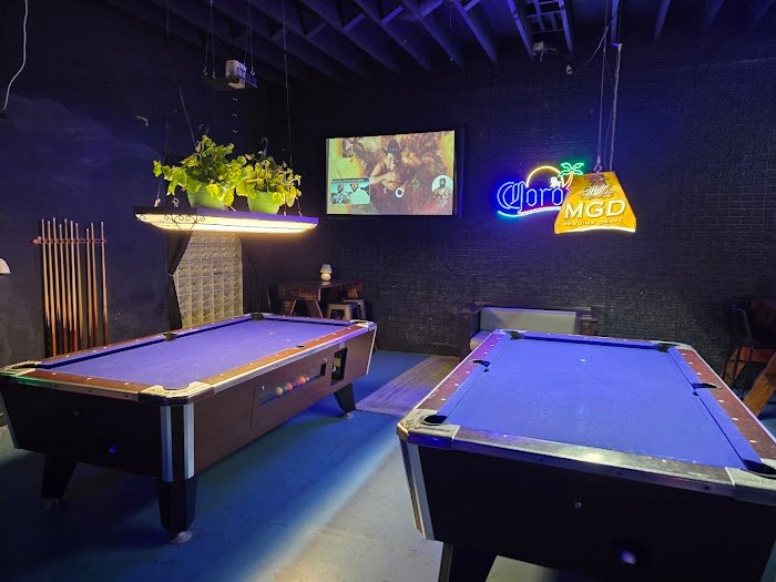 Blue House Bar & Lounge Review: San Antonio's Cocktail Gem Blue House Bar & Lounge Review: San Antonio's Cocktail Gem
