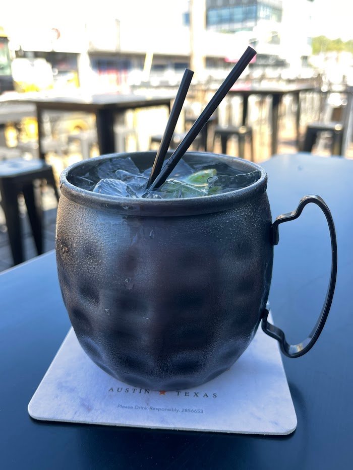 Thieves Review: Indianapolis Cocktail Bar Worth Visiting