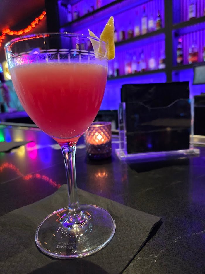 The Sterling Fort Worth Cocktail Bar Review: Craft Cocktails & Cozy Vibes