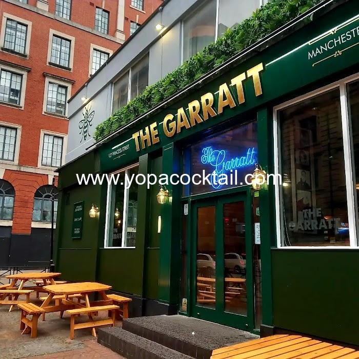 The Garratt Review: Phoenix Cocktail Bar Serving Inventive Cocktails & Cozy Vibes