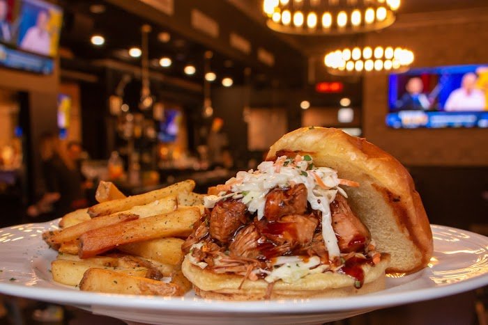 No Vacancy Chicago Review: Hidden Speakeasy Vibes and Craft Cocktails Worth the Hype