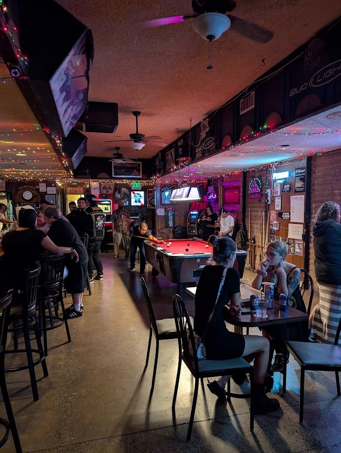 The Caravan Lounge Review — San Jose's Cozy Cocktail Gem