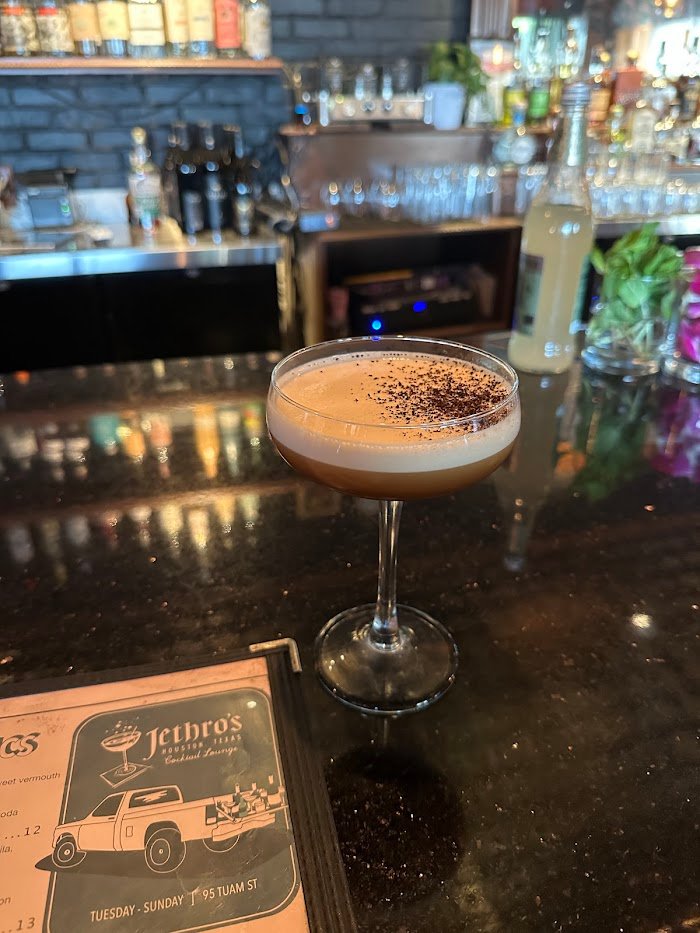 Jethro's Cocktail Lounge Review: Houston's Hidden Mixology Gem