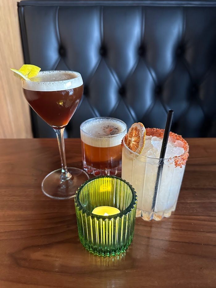 Jethro's Cocktail Lounge Review: Houston's Hidden Mixology Gem