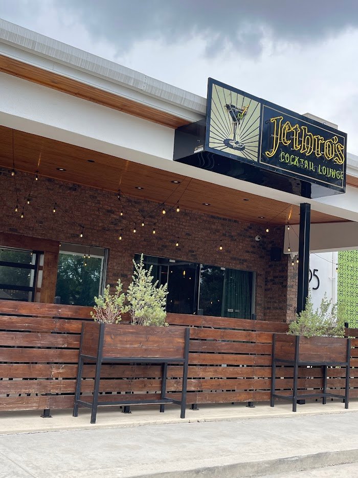 Jethro's Cocktail Lounge Review: Houston's Hidden Mixology Gem