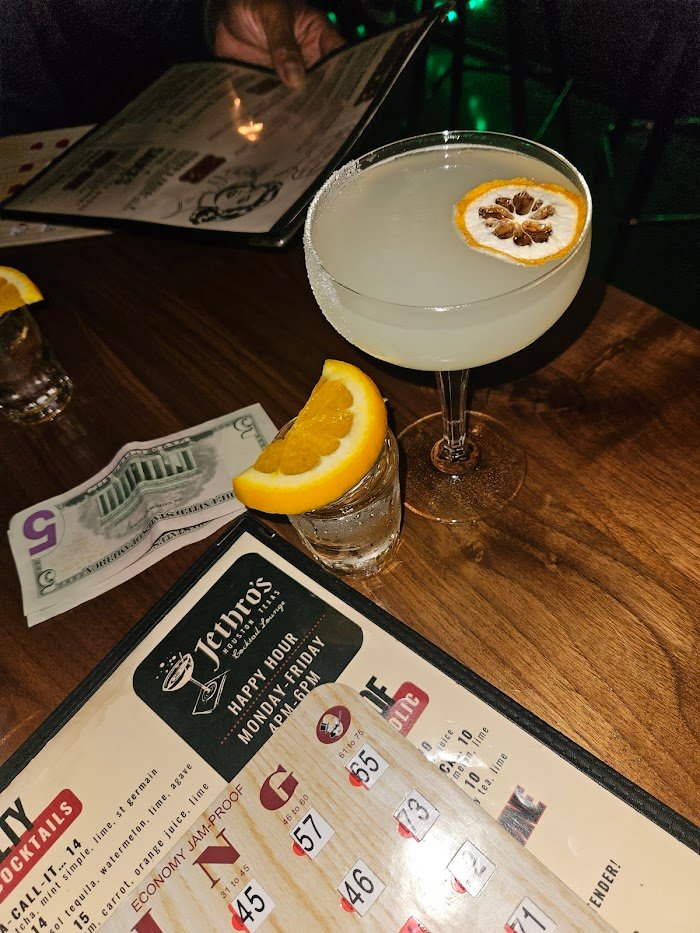 Jethro's Cocktail Lounge Review: Houston's Hidden Mixology Gem