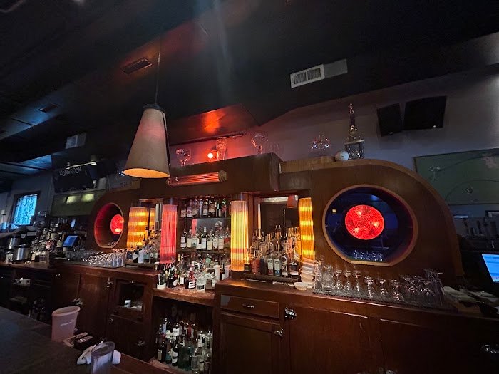 Long Room Chicago Review: A Must-Visit Cocktail Bar Guide