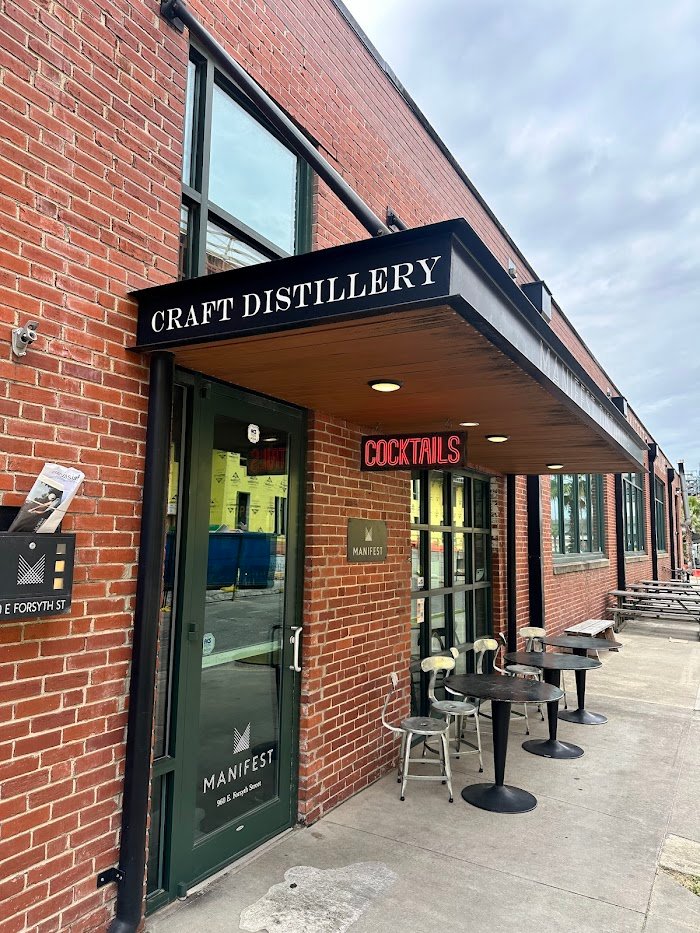 Manifest Distilling Review: Jacksonville's Best Cocktails