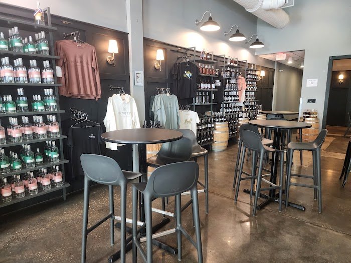 Manifest Distilling Review: Jacksonville's Best Cocktails