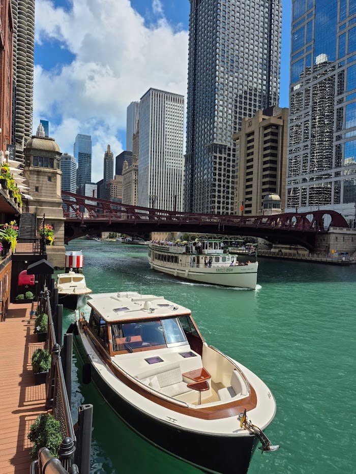 River Roast Review: Chicago's Riverfront Cocktail Bar