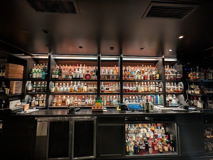 Seven Grand Denver Review: The Must-Visit Cocktail Bar for Classic & Creative Drinks