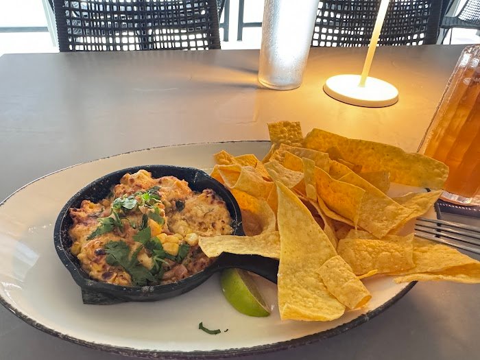 Tommy Bahama Marlin Bar Review — Jacksonville Waterfront Cocktail Bar