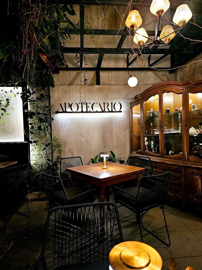 Apotecario San Jose Review: Craft Cocktails & Apothecary Vibes