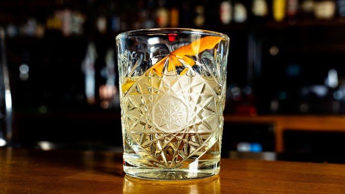 Luckys Indoor Outdoor Review — Phoenix Cocktail Bar You Can't Miss